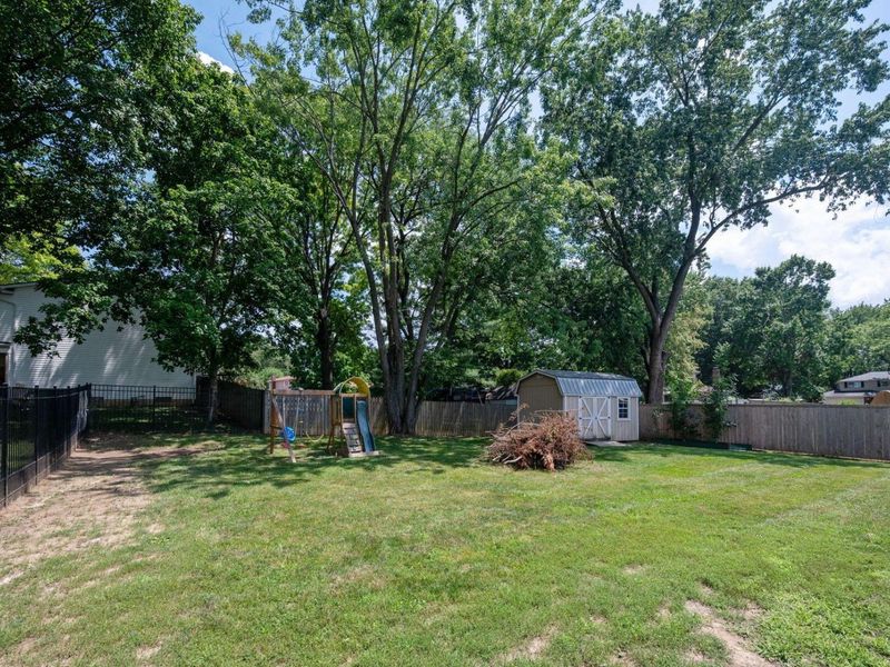 180 Landover Road , Columbus, OH 43230 Photo 8