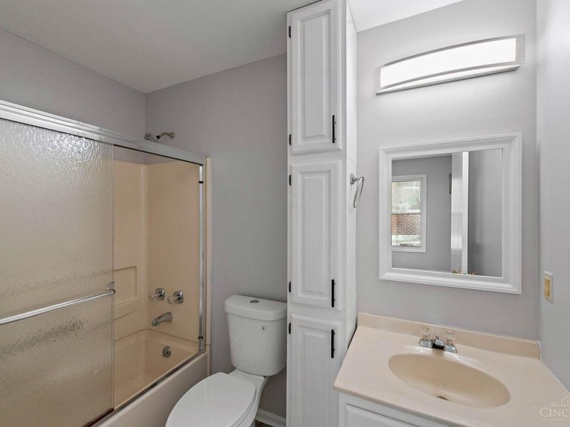1190 N Lynnebrook Drive, Cincinnati, OH 45224 Photo 14