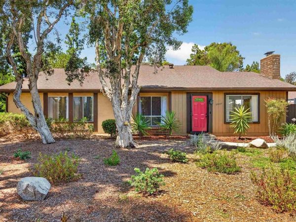 2207 Arborvitae, Spring Valley, CA 91977