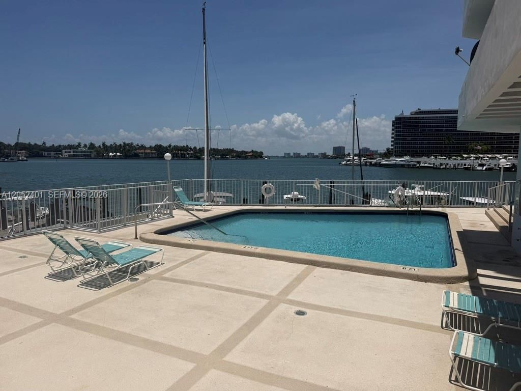 6830 Indian Creek Dr , Unit 8A, Miami Beach, FL 33141 Photo