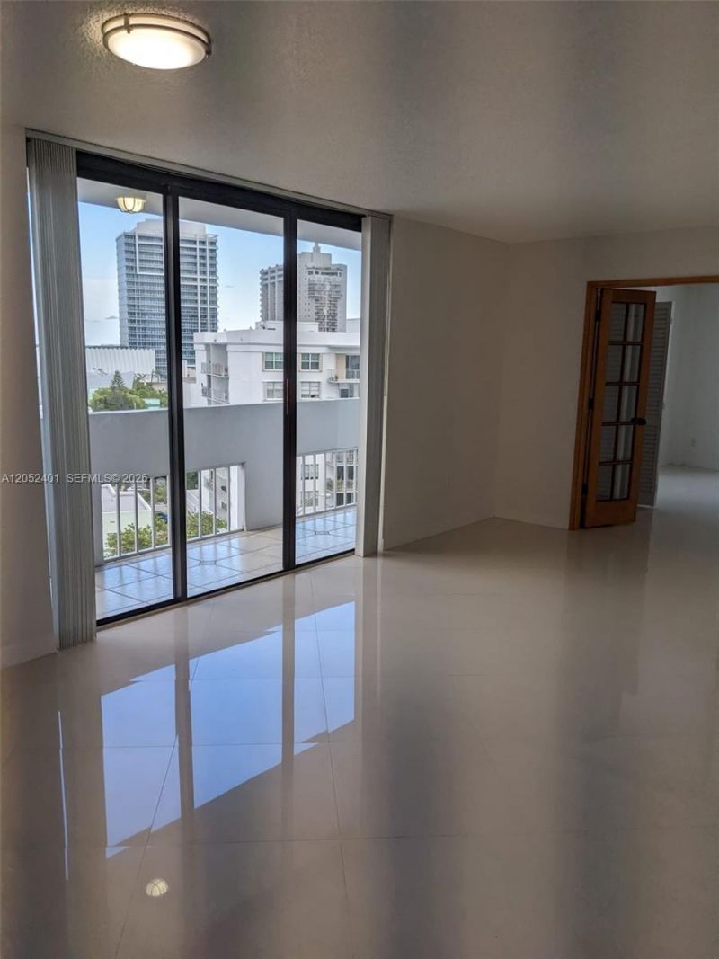 6830 Indian Creek Dr , Unit 8A, Miami Beach, FL 33141 Photo