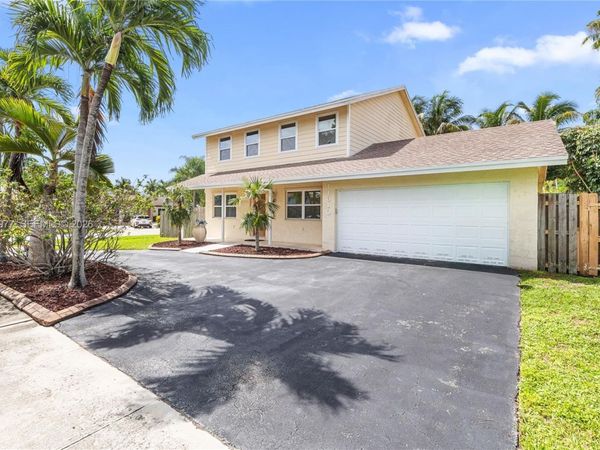 11610 NW 43rd St , Sunrise, FL 33323