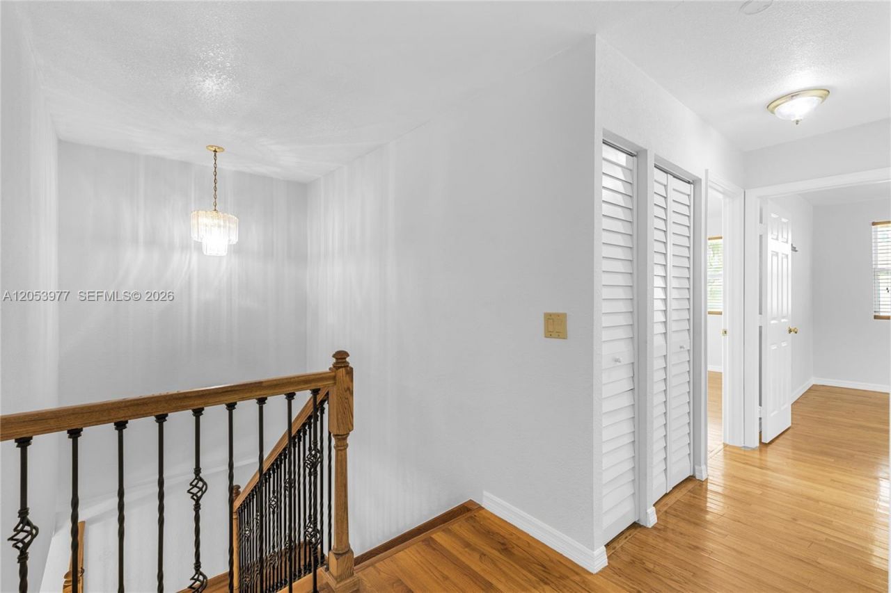 11610 NW 43rd St , Sunrise, FL 33323 Photo