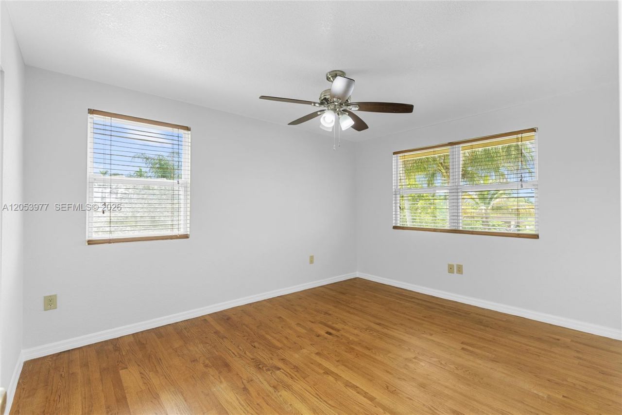 11610 NW 43rd St , Sunrise, FL 33323 Photo