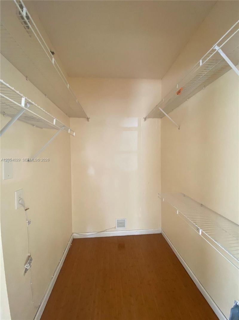 3165 NE 184th St , Unit 6205, Aventura, FL 33160 Photo