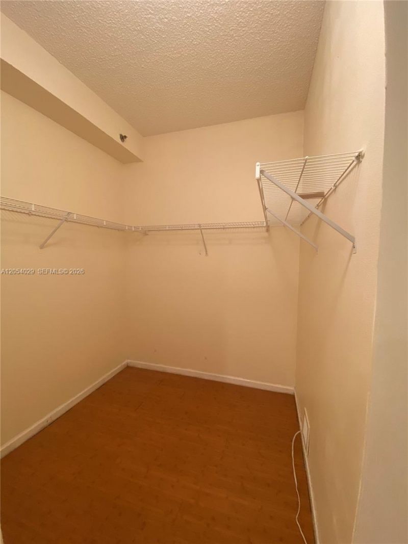 3165 NE 184th St , Unit 6205, Aventura, FL 33160 Photo