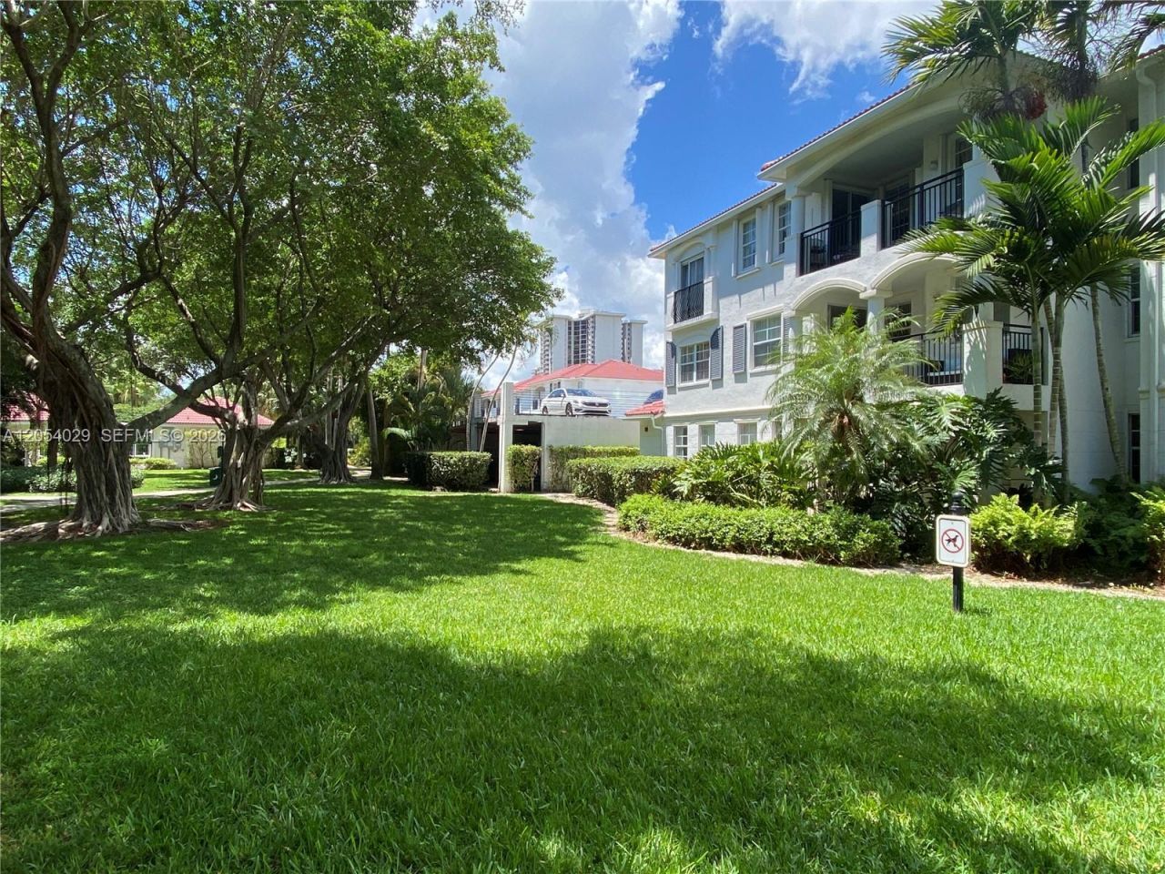 3165 NE 184th St , Unit 6205, Aventura, FL 33160 Photo