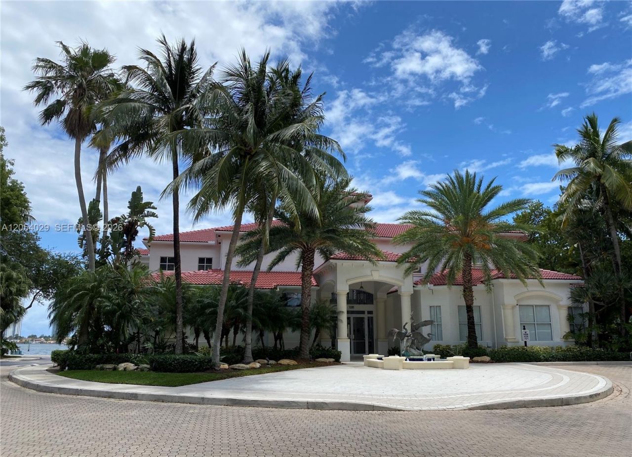 3165 NE 184th St , Unit 6205, Aventura, FL 33160 Photo