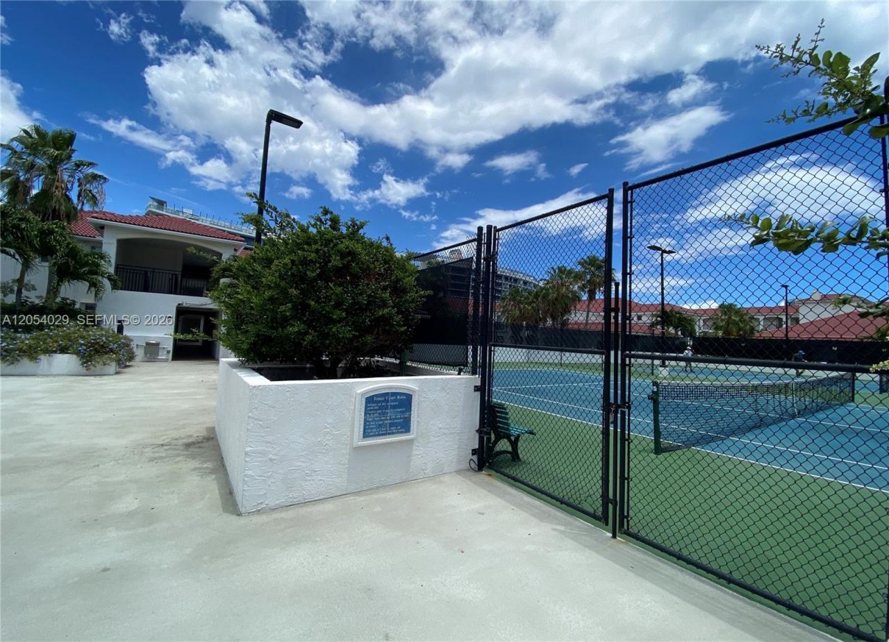 3165 NE 184th St , Unit 6205, Aventura, FL 33160 Photo