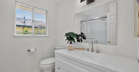 6111 Laguna Vale Way, Elk Grove, CA 95758 Photo