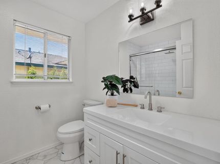 6111 Laguna Vale Way, Elk Grove, CA 95758 Photo