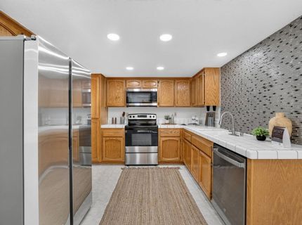 6111 Laguna Vale Way, Elk Grove, CA 95758 Photo