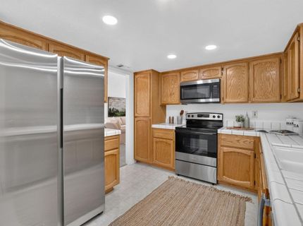 6111 Laguna Vale Way, Elk Grove, CA 95758 Photo