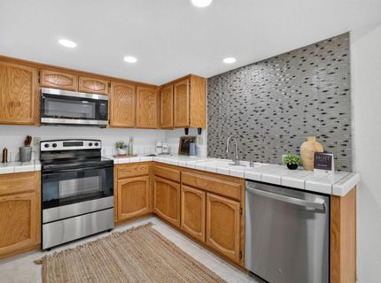 6111 Laguna Vale Way, Elk Grove, CA 95758 Photo