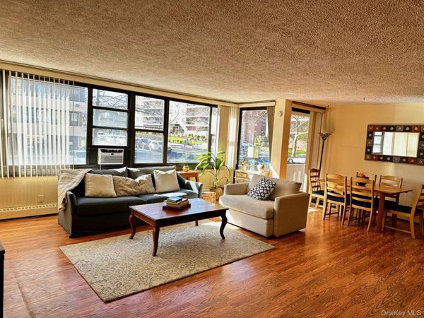 162-30 Powells Cove Boulevard, Unit 2D, Beechhurst, NY 11357