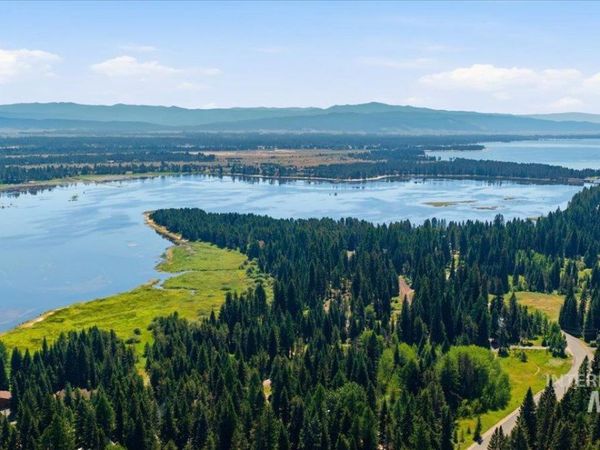 2525 Westwood Dr, Donnelly, ID 83615
