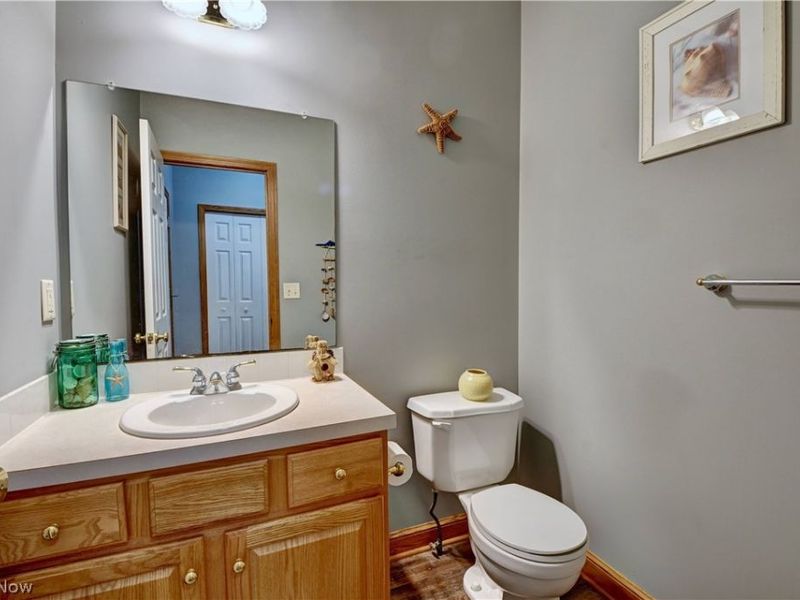 2390 Auberry Drive, Green, OH 44312 Photo 13