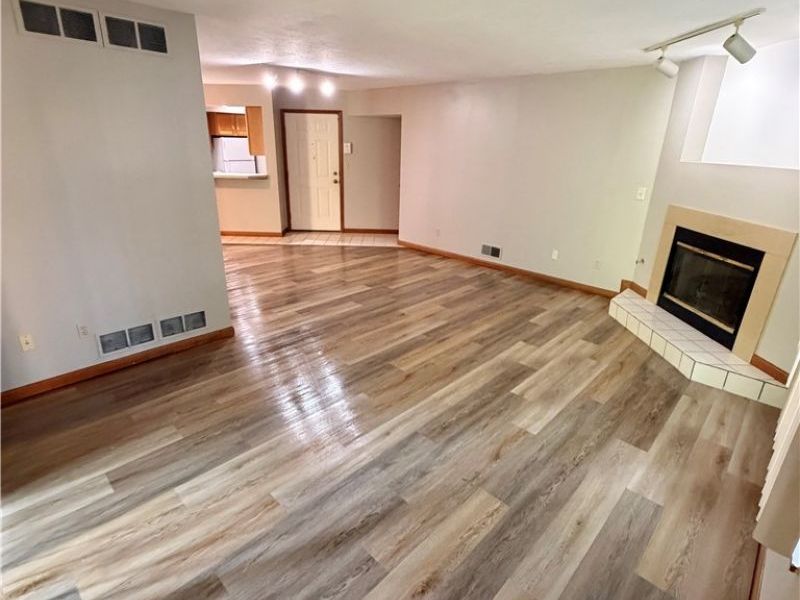 4046 Saint Andrews Court, Unit 1, Canfield, OH 44406 Photo 4