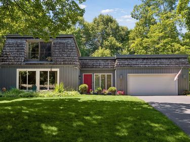 4280 Winchester Court, Minnetonka, MN 55345