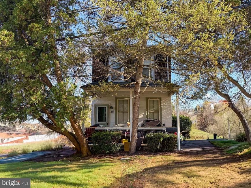 317 Marywatersford Road, Bala Cynwyd, PA 19004 Main Photo