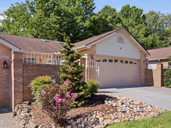 9520 Hyacinth Way, Knoxville, TN 37923