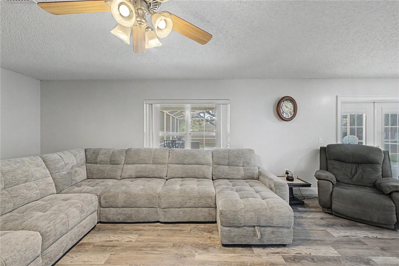 1382 Larkin Road , Spring Hill, FL 34608 Photo