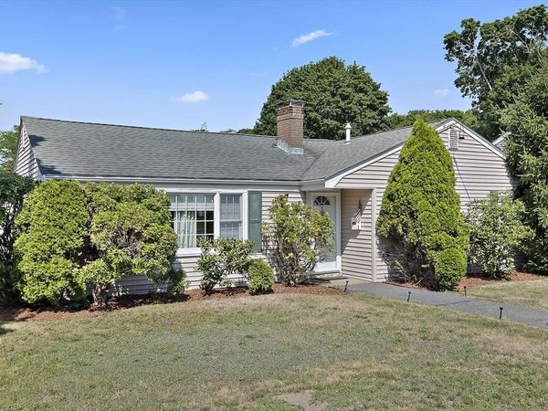 6 Bell Rd, Weymouth, MA 02188