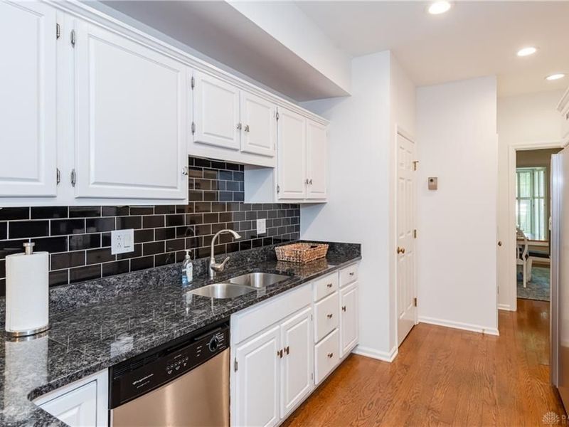 1015 Rubicon Road, Dayton, OH 45409 Photo 10