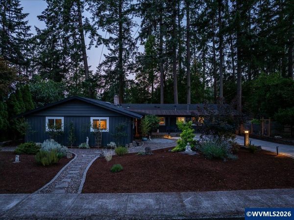 3220 NW McKinley Dr, Corvallis, OR 97330