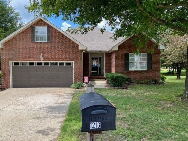 1216 Kristopher Dr , Lebanon, TN 37087