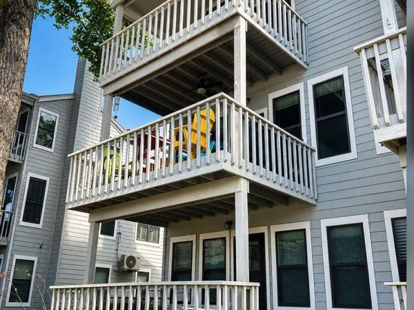 501 Reynolds ST, Unit 5, Kingsland, TX 78639