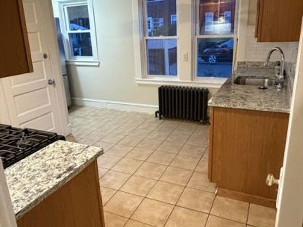 594 South St, Unit 1, Boston, MA 02131