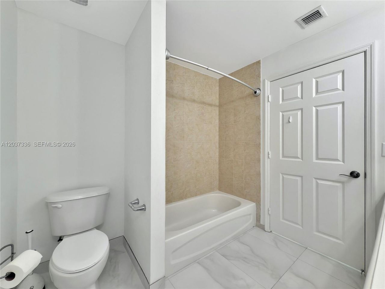 8390 SW 72 , Unit 106, Miami, FL 33143 Photo