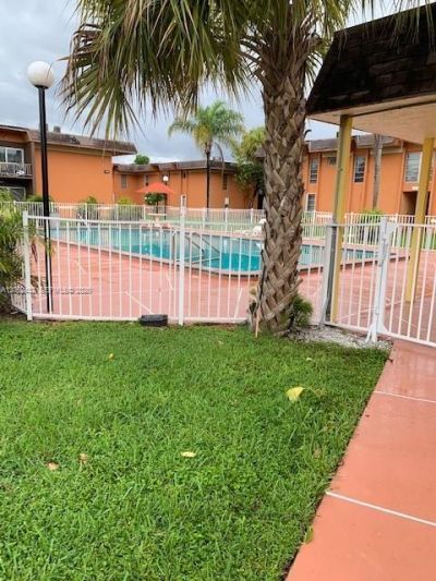 9477 SW 76th St , Unit O4, Miami, FL 33173 Photo