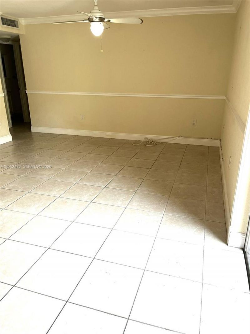 9477 SW 76th St , Unit O4, Miami, FL 33173 Photo