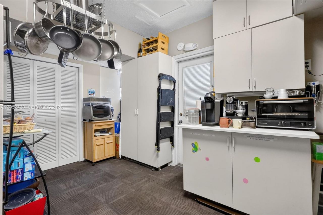 6361 Scott St , Hollywood, FL 33024 Photo