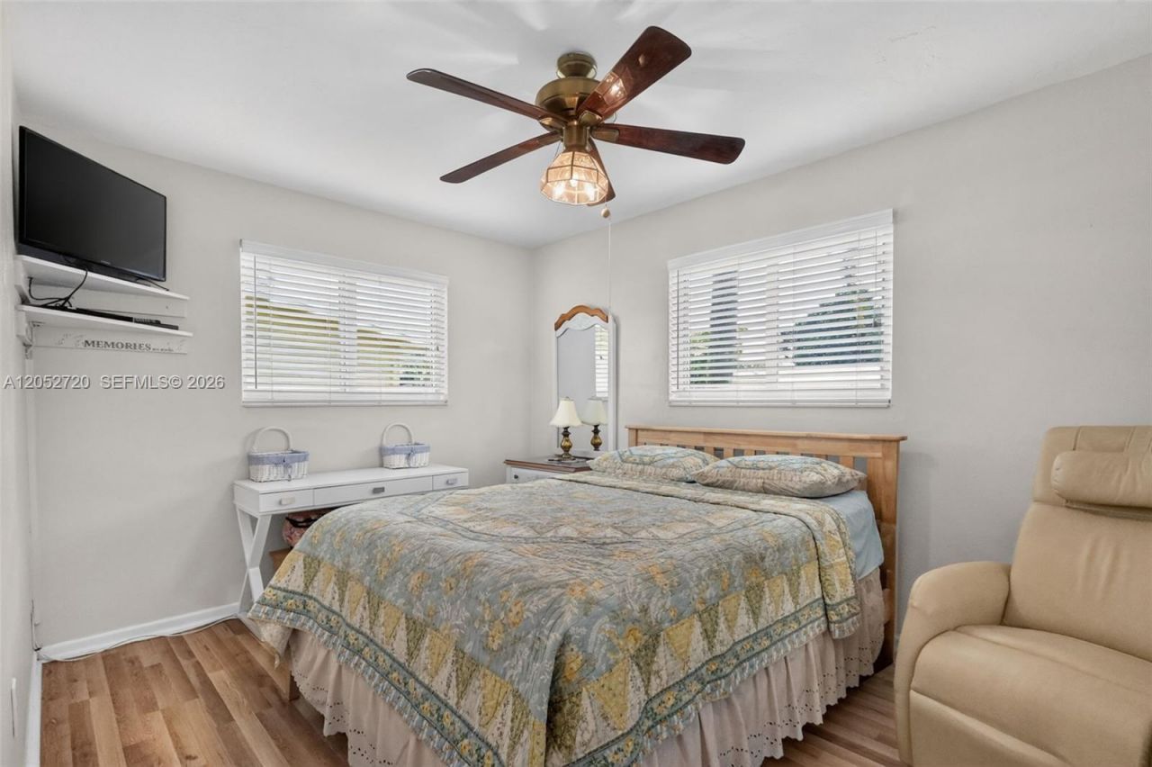 6361 Scott St , Hollywood, FL 33024 Photo