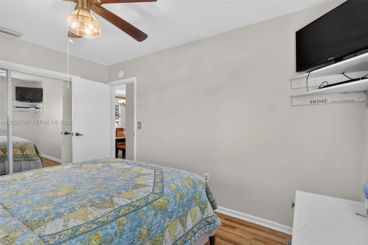 6361 Scott St , Hollywood, FL 33024 Photo