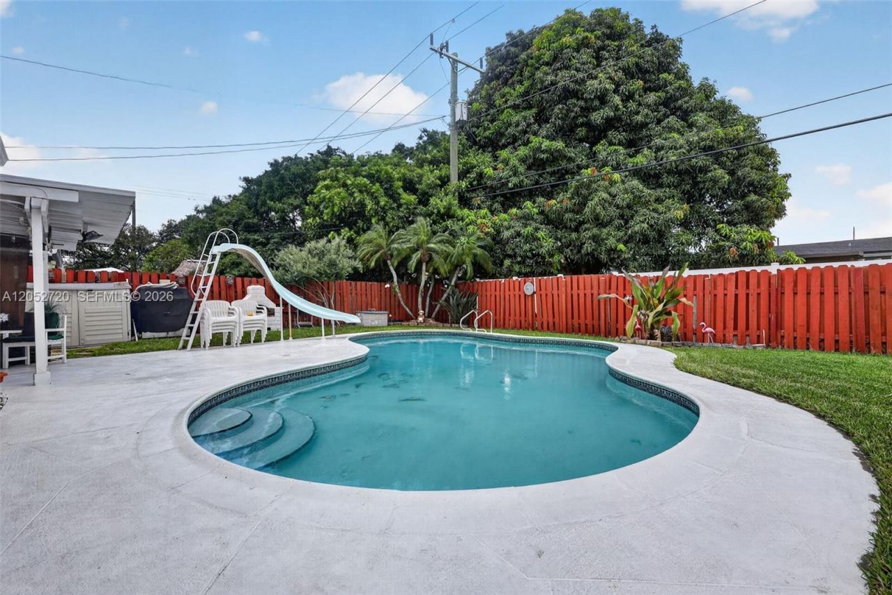 6361 Scott St , Hollywood, FL 33024 Photo