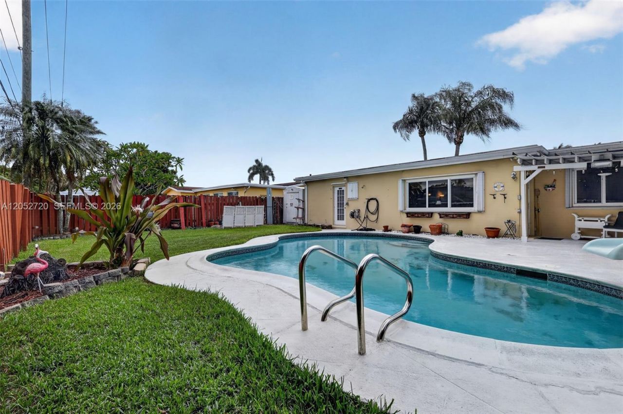 6361 Scott St , Hollywood, FL 33024 Photo