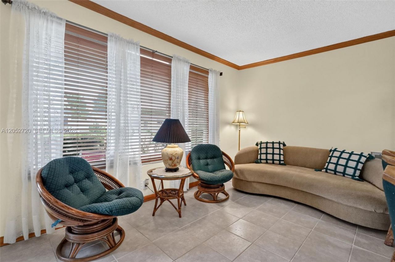 6361 Scott St , Hollywood, FL 33024 Photo