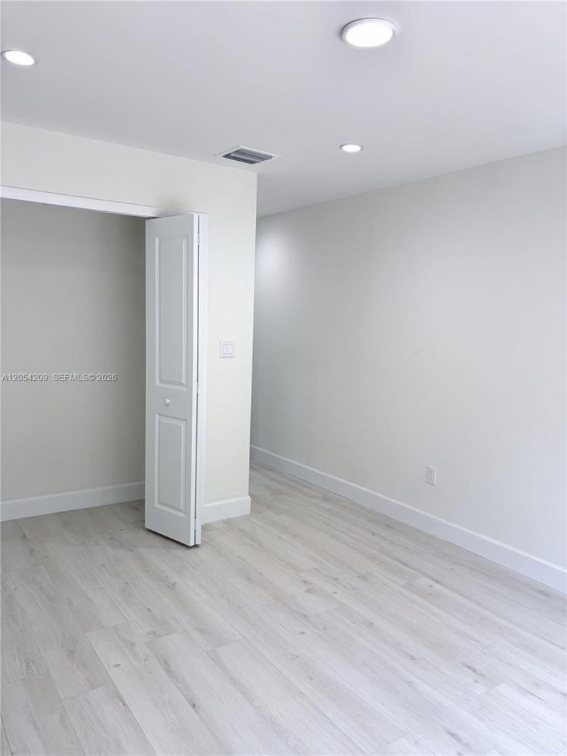 3809 SW 82nd Ave, Unit V-20, Miami, FL 33155 Photo