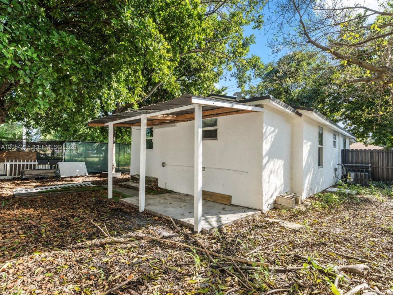 1829 NW 62nd Ter, Unit N/A, Miami, FL 33147 Photo