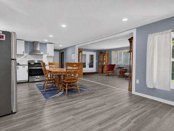 8 Acre Street, Raymond, NH 03077
