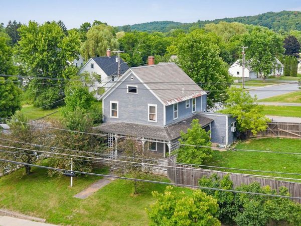 89 Court Street, Middlebury, VT 05753