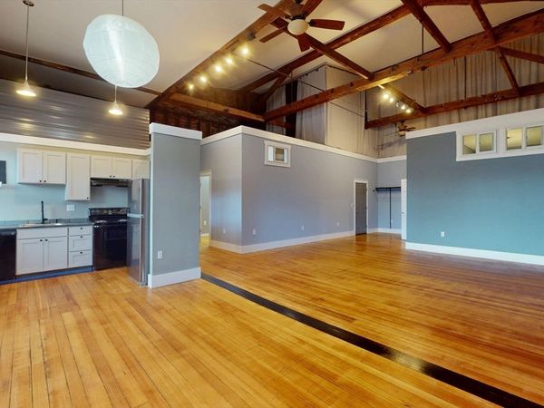 245 Main Street, Unit 3, Northampton, MA 01060