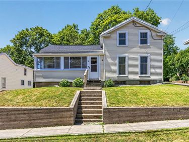 8 Erie Street N, Macedon, NY 14502