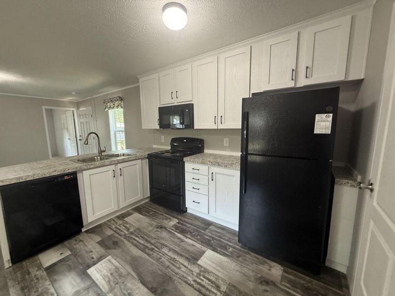 200 N Knoxville Avenue, Unit 16, Saint Marys, OH 45885 Photo 2