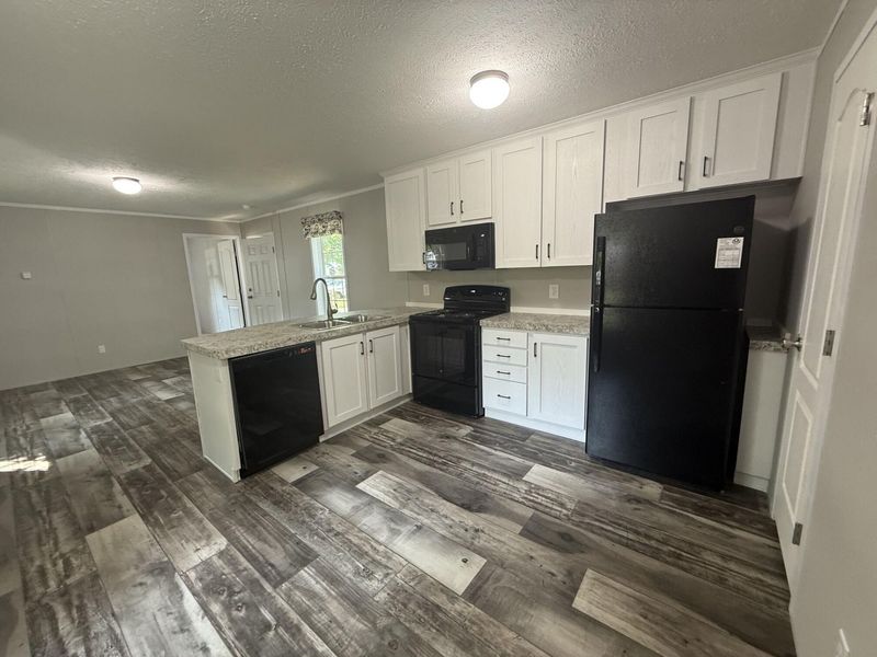 200 N Knoxville Avenue, Unit 16, Saint Marys, OH 45885 Photo 3