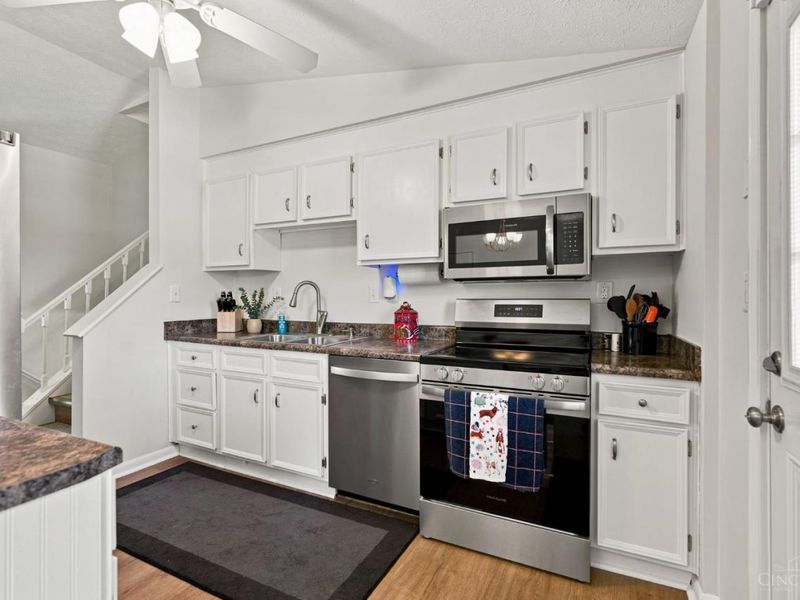 5823 West Fork Road, Green Township, OH 45247 Photo 8